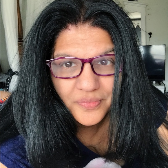 Meet your Posher, Tina - Picture 1 of 1